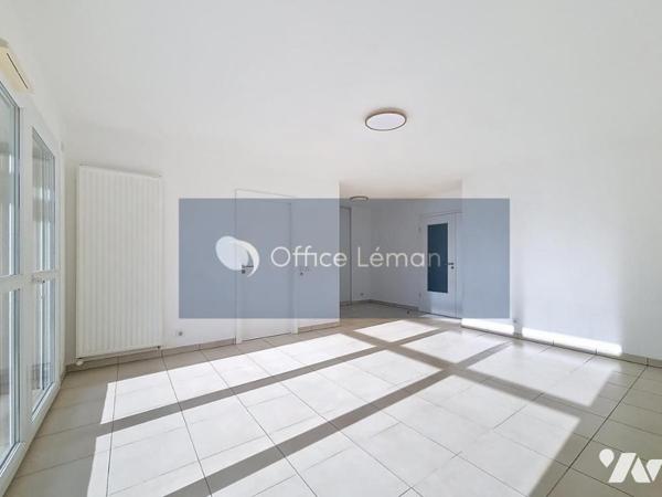 Appartement de type 4 dans résidence récente