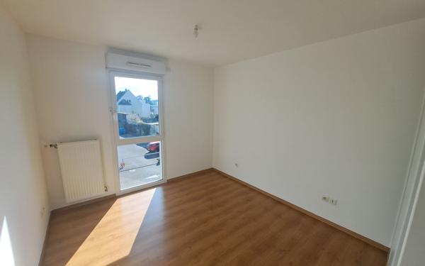 Appartement à vendre    3 pièces •  Rives