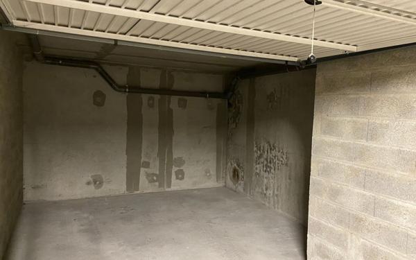 Appartement à vendre    3 pièces •  Rives