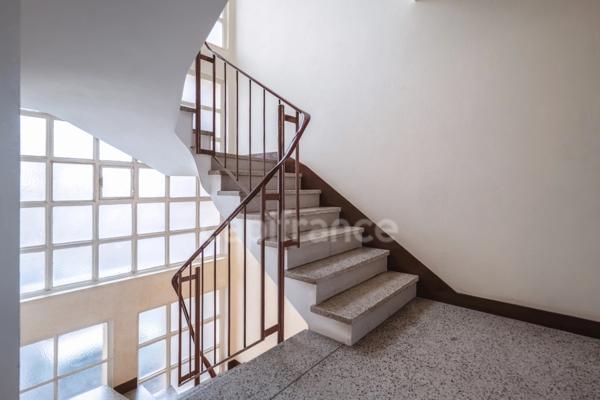 Dpt Seine Saint Denis (93), à vendre BAS-MONTREUIL limite VINCENNES, appartement T2 de 45 m² Sud-Ouest