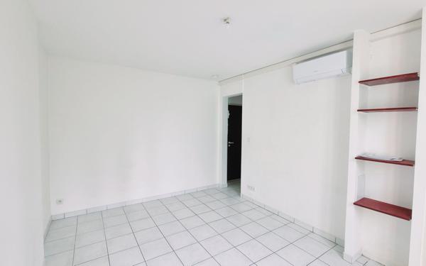 Appartement à louer    1 pièce •  Albi