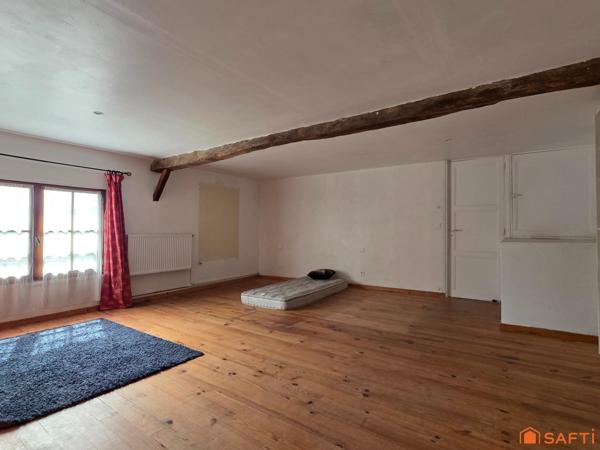 Ensemble Authentique maison en pierres plus gîte avec vue imprenable sur le Cagire