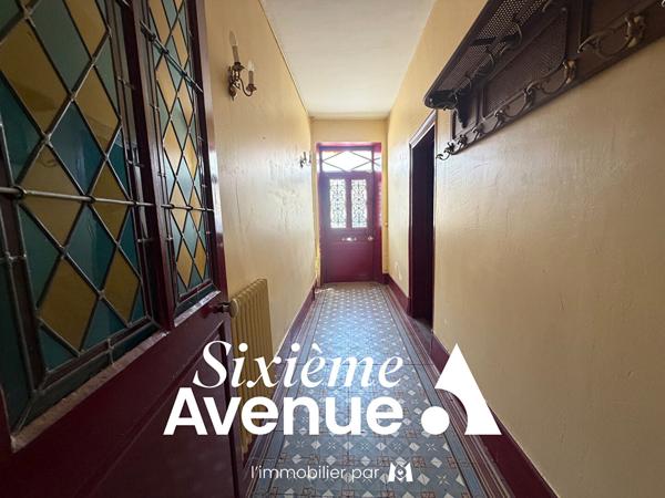 Maison 6 pièces 227 m2