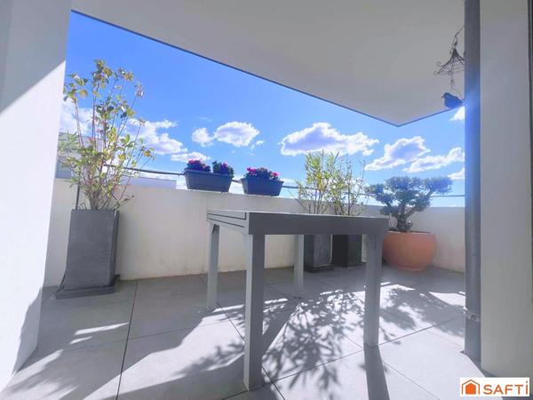 Superbe duplex T4/5 contemporain – 109m² – Dernier étage – Proximité Allées Provençales