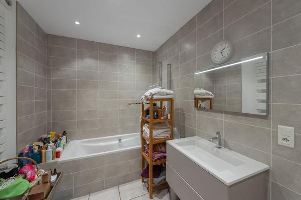 Vente Maison de ville Messery 5 Pièces 181 m²
