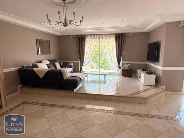 Maison à vendre 8 pièces 254m² Boulazac Isle Manoire (24750)