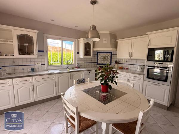 Maison à vendre 8 pièces 254m² Boulazac Isle Manoire (24750)