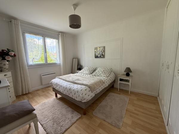 Maison  6 pièce(s)  3 chambre(s)  108 m²