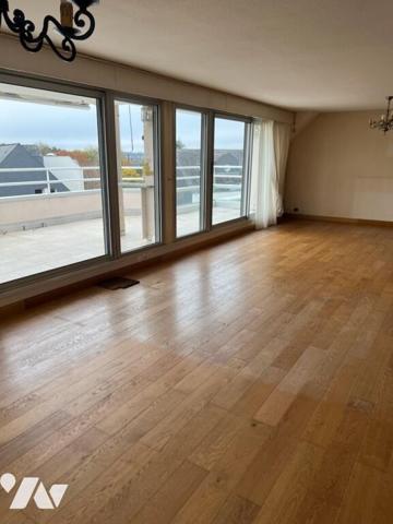 VANNES -  APPARTEMENT DERNIER ETAGE  145m2  