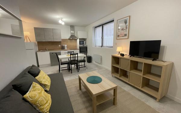 Immeuble à vendre    10 pièces • 211 m2 Clermont-Ferrand