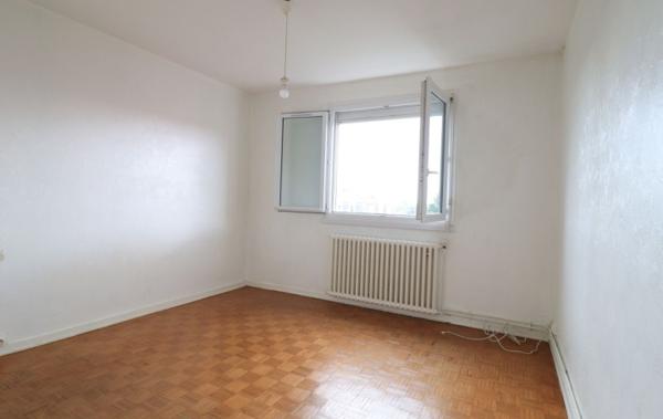 Vente Appartement P4 Avec parking Lormont   