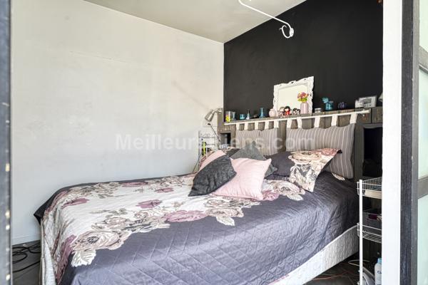 MAISON TRADITIONNELLE 175 m2 + DEPENDANCE 32 m2