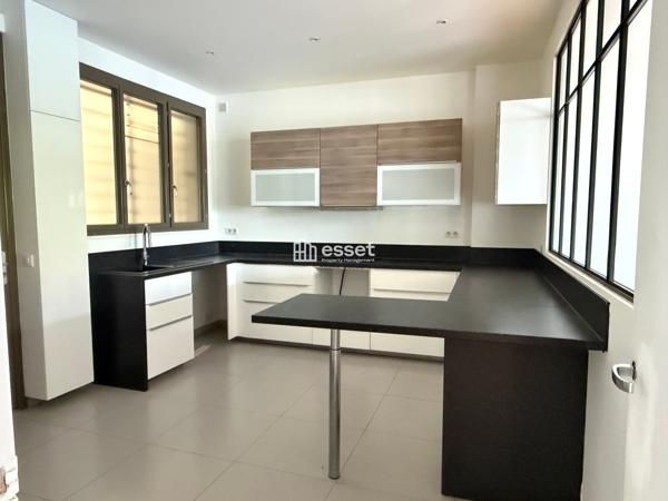 Location Appartement 5 pièces 178 m² - Levallois-perret 92300