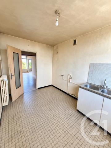Appartement T4 à vendre  4 pièces - 79 m 2   SAVIGNY SUR ORGE  - 91