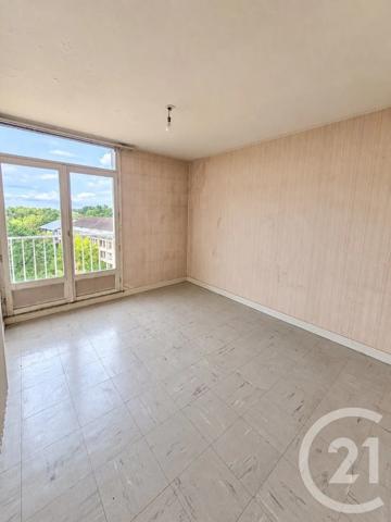 Appartement T4 à vendre  4 pièces - 79 m 2   SAVIGNY SUR ORGE  - 91