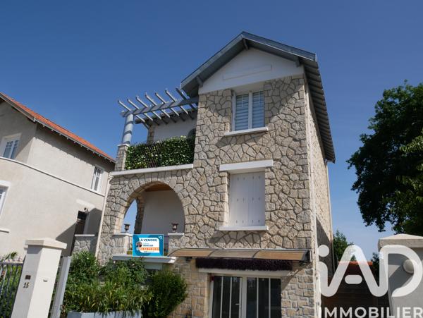 Maison à vendre 5 pièces 97 m² Rochefort