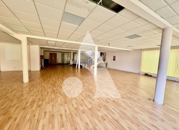 Local commercial 630 m2