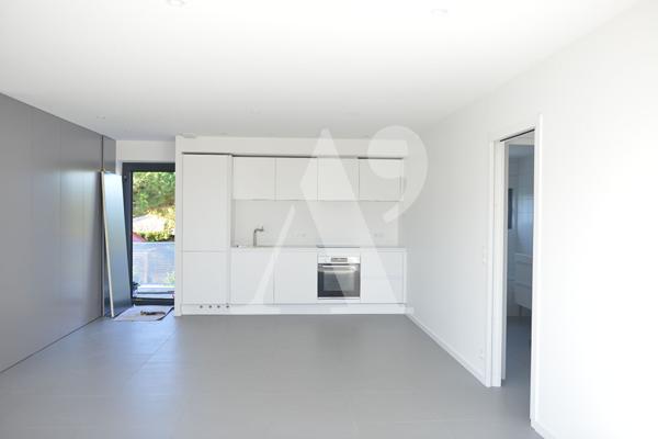 ARCHITECTURE CONTEMPORAINE- 2019- LOCATION MEUBLÉE APPARTEMENT AVEC TERRASSE - Pessac