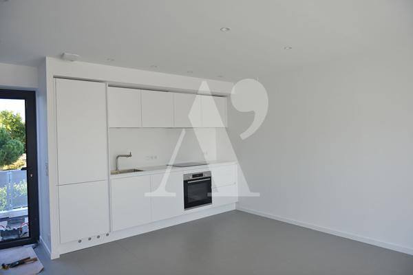 ARCHITECTURE CONTEMPORAINE- 2019- LOCATION MEUBLÉE APPARTEMENT AVEC TERRASSE - Pessac