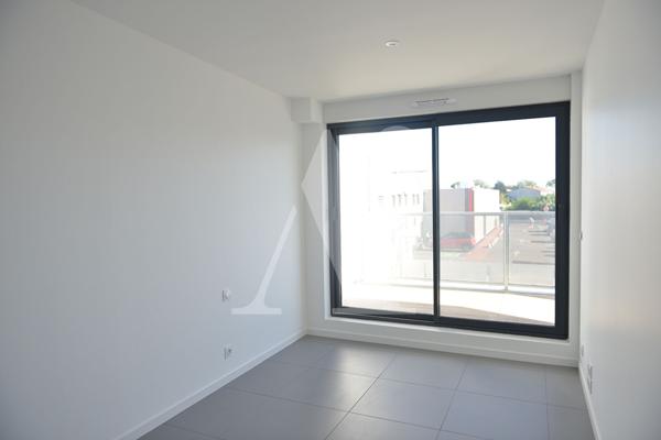 ARCHITECTURE CONTEMPORAINE- 2019- LOCATION MEUBLÉE APPARTEMENT AVEC TERRASSE - Pessac