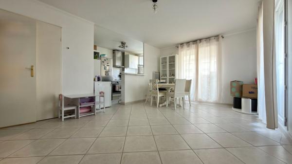 Appartement Corbeil Essonnes 3 pièce(s) 65 m2