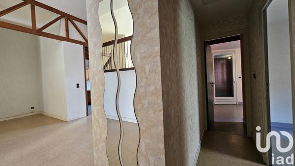 Appartement 5 pièces de 131 m² à Aurillac (15000)