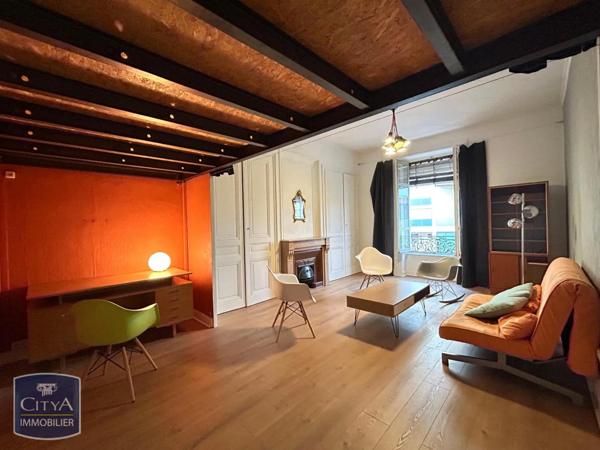Appartement à louer 1 pièce 51.74m²