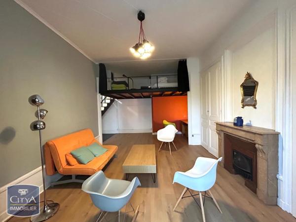 Appartement à louer 1 pièce 51.74m²