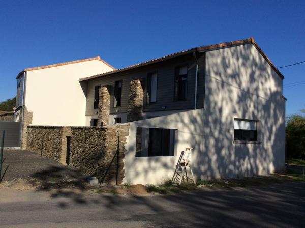 Maison T3 en hameau de BARBECHAT