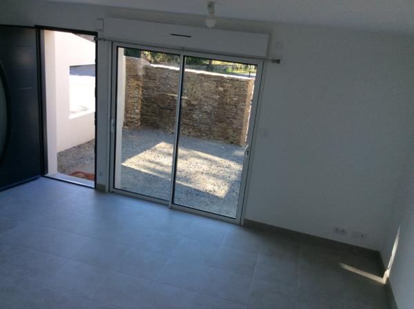 Maison T3 en hameau de BARBECHAT