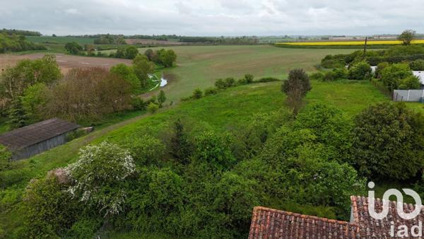 Maison 3 pièces de 83 m² à Courcôme (16240)