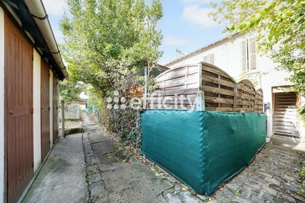 Appartement
         2 pièces
        - 27 m² Exclusivité 109 000 €*