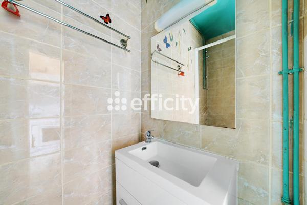 Appartement
         2 pièces
        - 27 m² Exclusivité 109 000 €*