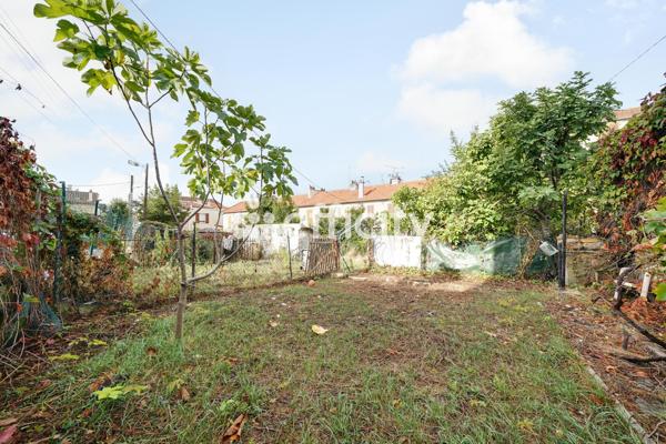 Appartement
         2 pièces
        - 27 m² Exclusivité 109 000 €*