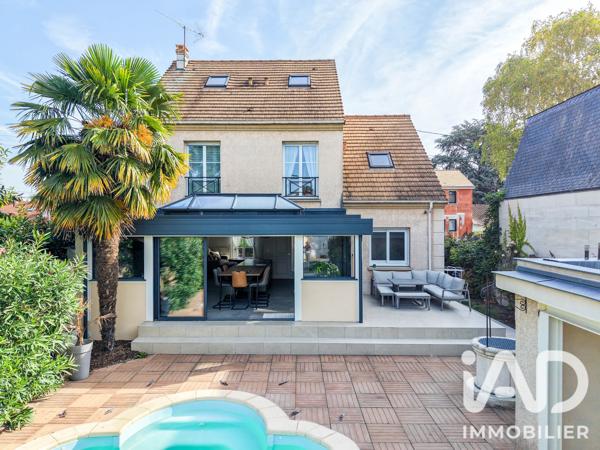 Maison à vendre 8 pièces 166 m² Gagny