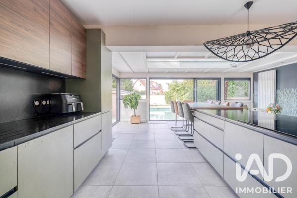 Maison à vendre 8 pièces 166 m² Gagny