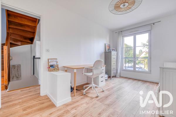 Maison à vendre 8 pièces 166 m² Gagny