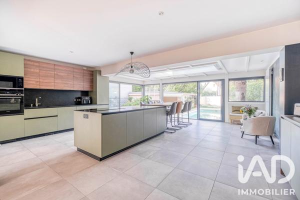 Maison à vendre 8 pièces 166 m² Gagny
