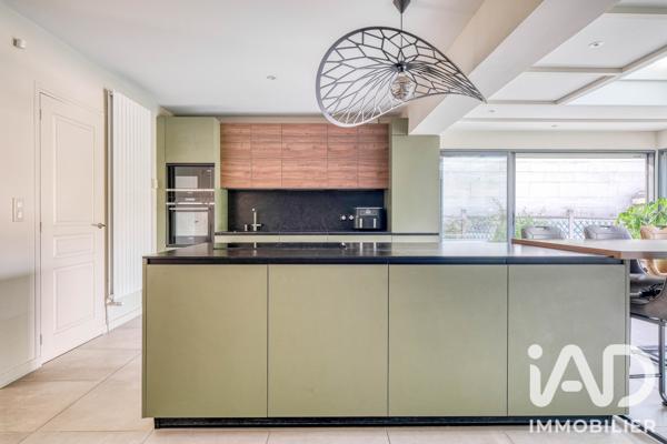 Maison à vendre 8 pièces 166 m² Gagny