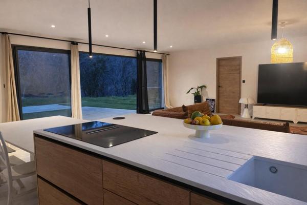 Magnifique maison contemporaine très lumineuse