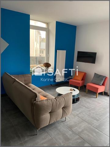 Maison de caractere en pierres de pays, plein centre du guilvinec