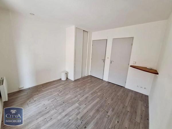 Appartement à louer 1 pièce 16.79m² Blois (41000)
