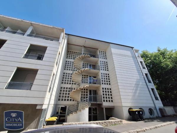Appartement à louer 1 pièce 16.79m² Blois (41000)