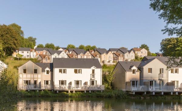 INVESTISSEMENT LOCATIF – BRANVILLE – Résidence Tourisme Village Normandy Garden – 5.53 de rentabilité