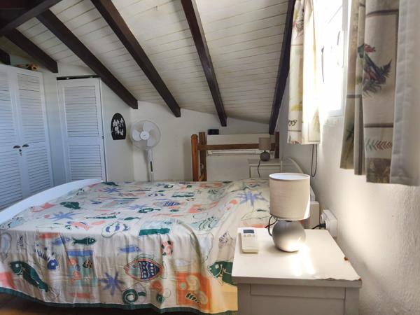 Appartement à louer 897 € CC ST FRANCOIS 2 p 60 m² DPE F
