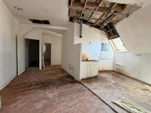 Immeuble 261 m² à Bruyères-et-Montbérault 02860