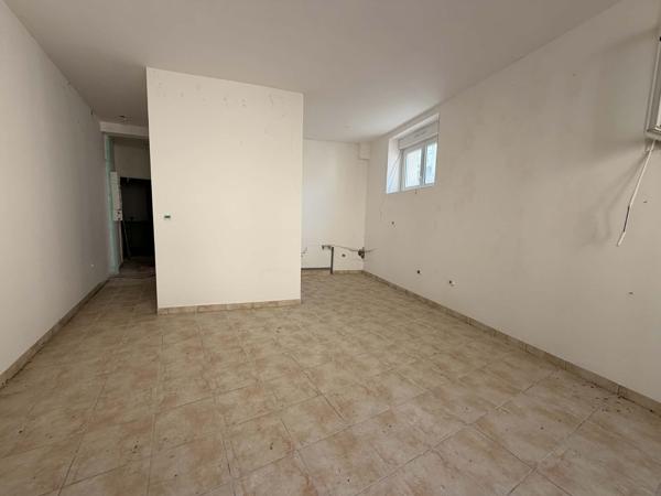 Immeuble 261 m² à Bruyères-et-Montbérault 02860