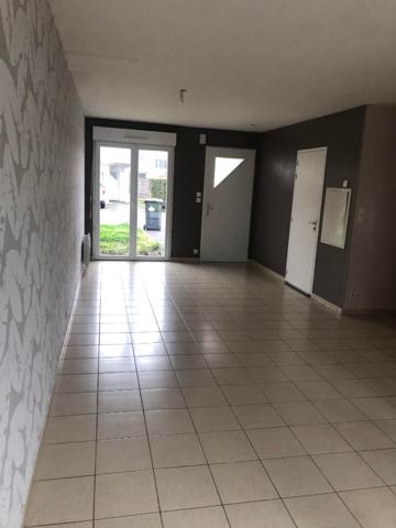 Maison à louer  Saint Marc 4 pièce(s) 84.7 m2