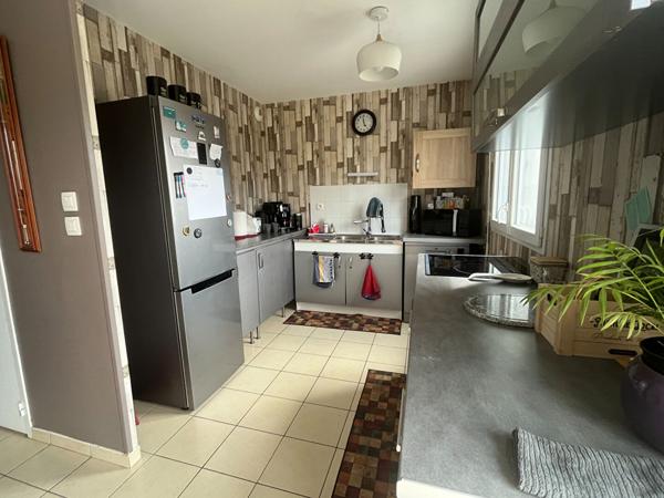 Maison à louer  Saint Marc 4 pièce(s) 84.7 m2