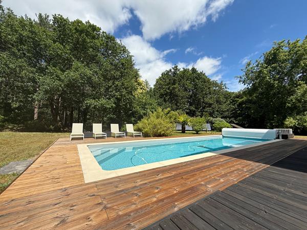 MAISON ARCHITECTE AVEC PISCINE ET GARAGE